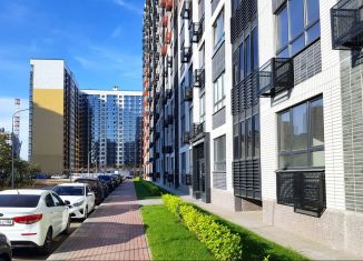 Продам трехкомнатную квартиру, 83 м2, Воронеж, улица Загоровского, 9/2