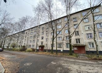 Продаю 2-комнатную квартиру, 45.3 м2, Санкт-Петербург, проспект Большевиков, 77к1, муниципальный округ Народный