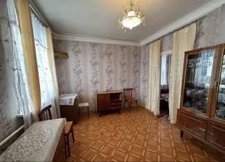 Продажа трехкомнатной квартиры, 31 м2, Бузулук, улица Суворова, 14