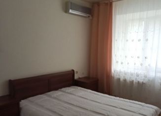 Аренда 2-ком. квартиры, 70 м2, Волгоград, бульвар Энгельса, 26А