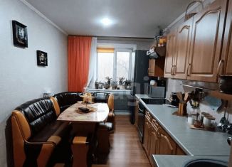 Продается 4-ком. квартира, 91.2 м2, Белогорск, Первомайская улица, 34