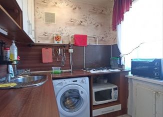 3-ком. квартира на продажу, 55 м2, Курган, Станционная улица, 45