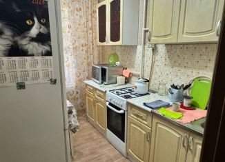 Продажа 2-ком. квартиры, 45 м2, Заинск, улица Строителей, 16