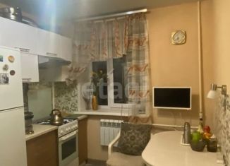 Продам 3-комнатную квартиру, 62 м2, Омск, улица Масленникова, 21