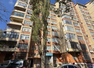 Продажа 5-ком. квартиры, 216 м2, Махачкала, улица Абдуллы Гаджиева, 26А