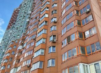 Сдаю в аренду 1-комнатную квартиру, 41 м2, Москва, улица Вертолётчиков, 1