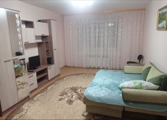 Сдаю в аренду 2-комнатную квартиру, 70 м2, Татарстан, улица Толстого, 12