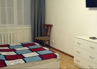 Сдается в аренду 2-ком. квартира, 50 м2, Петропавловск-Камчатский, улица Виталия Кручины, 8