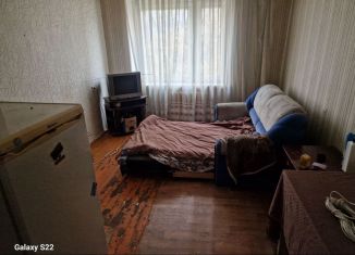 Сдача в аренду комнаты, 18 м2, Чебоксары, улица Грасиса, 8