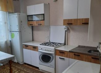 Продам 1-комнатную квартиру, 32 м2, рабочий поселок Ишеевка, улица Гагарина, 17