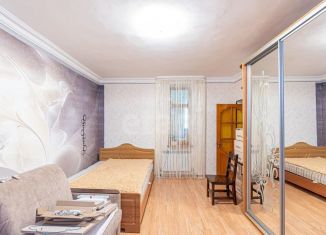 Продается трехкомнатная квартира, 47.4 м2, Севастополь, улица Сергея Лазо, 25