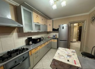 Сдается в аренду 1-ком. квартира, 49 м2, Курск, Дружининская улица, 26Б