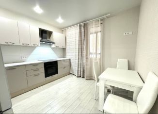 Аренда 1-комнатной квартиры, 55 м2, Татарстан, улица Восход, 16