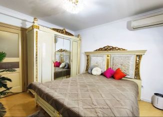 Сдам 3-комнатную квартиру, 105 м2, Ростов-на-Дону, улица Волкова, 4