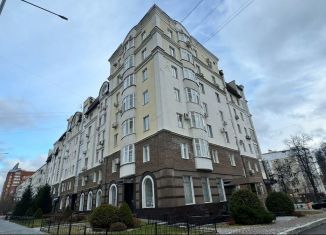 Продам торговую площадь, 97 м2, Уфа, улица Мустая Карима, 42, Ленинский район