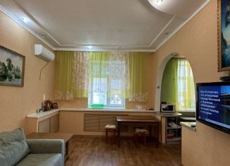 Продается 3-ком. квартира, 67.9 м2, Гуково