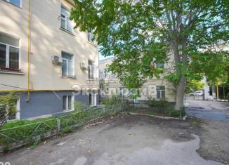 Продам 2-ком. квартиру, 45 м2, Севастополь, улица Щербака, 20