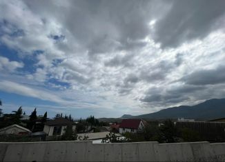 Продам земельный участок, 7 сот., село Нижняя Кутузовка, улица Алуштинское Шоссе