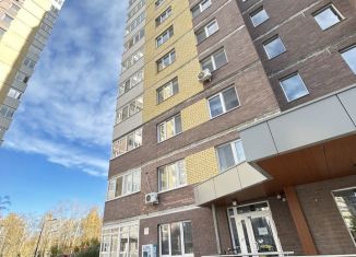 Продам 1-комнатную квартиру, 50.1 м2, Тюмень, улица Мельникайте, 2к2, ЖК Горизонт