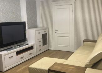 Сдаю в аренду трехкомнатную квартиру, 65 м2, Москва, улица Амундсена, 16к1, СВАО