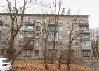 Продажа 3-комнатной квартиры, 55.5 м2, Санкт-Петербург, улица Маршала Говорова, 26к2, метро Кировский завод