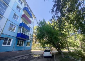 Сдам 1-ком. квартиру, 31 м2, Усолье-Сибирское, улица Ленина, 69