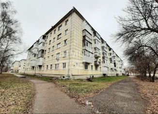 Продажа 3-комнатной квартиры, 58 м2, Октябрьский, улица Луначарского, 8