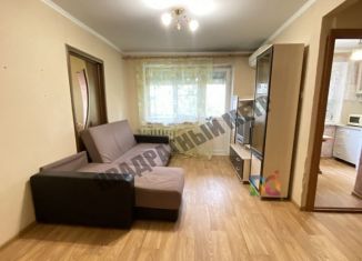 Продаю 2-комнатную квартиру, 44 м2, Элиста, улица Ю. Клыкова, 128