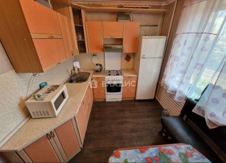 Продажа 1-ком. квартиры, 38 м2, Вологда, улица Возрождения, 74, 4-й микрорайон