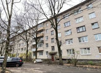 Продам двухкомнатную квартиру, 45.3 м2, Красное Село, улица Спирина, 14к1