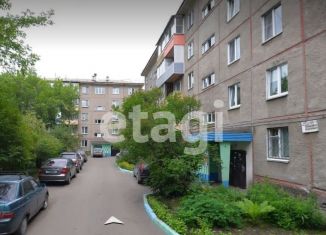 Продается трехкомнатная квартира, 65 м2, Красноярск, Кировский район, улица Щорса, 61