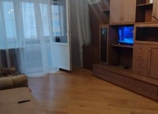 Сдается в аренду 2-комнатная квартира, 70 м2, Ростов-на-Дону, улица Крупской, 82/4, Железнодорожный район