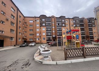 Продажа 1-ком. квартиры, 40 м2, Абакан, улица Ленинского Комсомола, 75