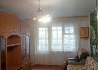 Продается 2-ком. квартира, 45 м2, Магнитогорск, улица Галиуллина, 3/4