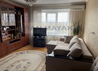 Продажа 1-ком. квартиры, 37.2 м2, Майкоп, улица Димитрова, 10