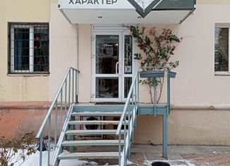 Продаю помещение свободного назначения, 33 м2, Челябинск, улица Орджоникидзе, 34, Советский район