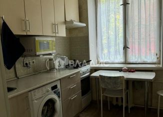 Продаю однокомнатную квартиру, 32 м2, Москва, улица Шверника, 22к1, метро Академическая