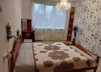 Двухкомнатная квартира в аренду, 50 м2, Москва, Чертановская улица, 29к1, метро Академика Янгеля