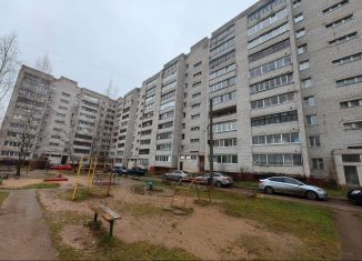 Продается 3-ком. квартира, 60.5 м2, Смоленск, Автозаводская улица, 60