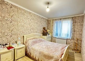 Продажа 4-комнатной квартиры, 98 м2, Нальчик, улица Щаденко, 28А