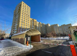 Продается 1-комнатная квартира, 50 м2, Екатеринбург, улица Крауля, 44, метро Динамо