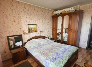 Продается трехкомнатная квартира, 82.6 м2, Новомосковск, проспект Победы, 11А