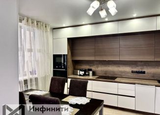 Сдаю в аренду 3-ком. квартиру, 108 м2, Ставрополь