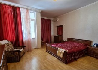 Продаю 2-ком. квартиру, 90 м2, Севастополь