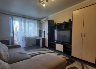 Продам 2-комнатную квартиру, 46 м2, Ростовская область, Алма-Атинская улица, 1