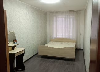 2-комнатная квартира в аренду, 45 м2, Бийск, улица Владимира Ленина, 250/2