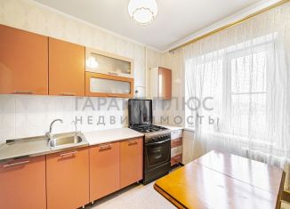 Продам трехкомнатную квартиру, 63 м2, Липецк, улица Космонавтов, 96Б