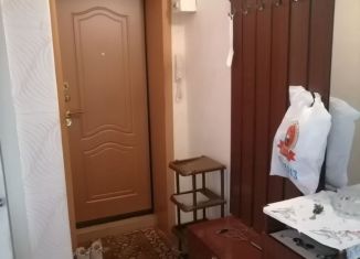 2-ком. квартира в аренду, 43 м2, Каменск-Уральский, улица Калинина, 56