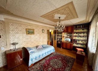 Продается 2-ком. квартира, 50 м2, Ростов-на-Дону, 2-я Краснодарская улица, 129/1, Советский район