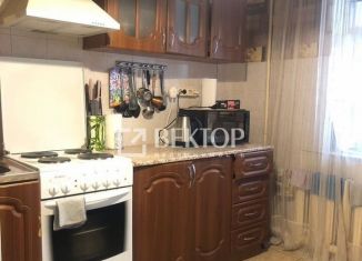 Продам 3-ком. квартиру, 66.5 м2, Иваново, улица Генерала Хлебникова, 8